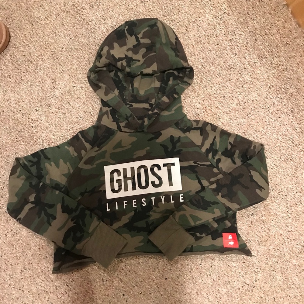 Cropped hoodie